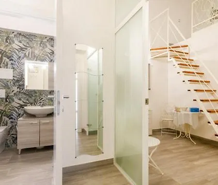 Iris Apartment, Comfort E Stile Nel Cuore Di Apartment *