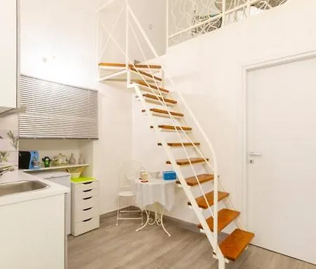 Apartment Iris Apartment, Comfort E Stile Nel Cuore Di *